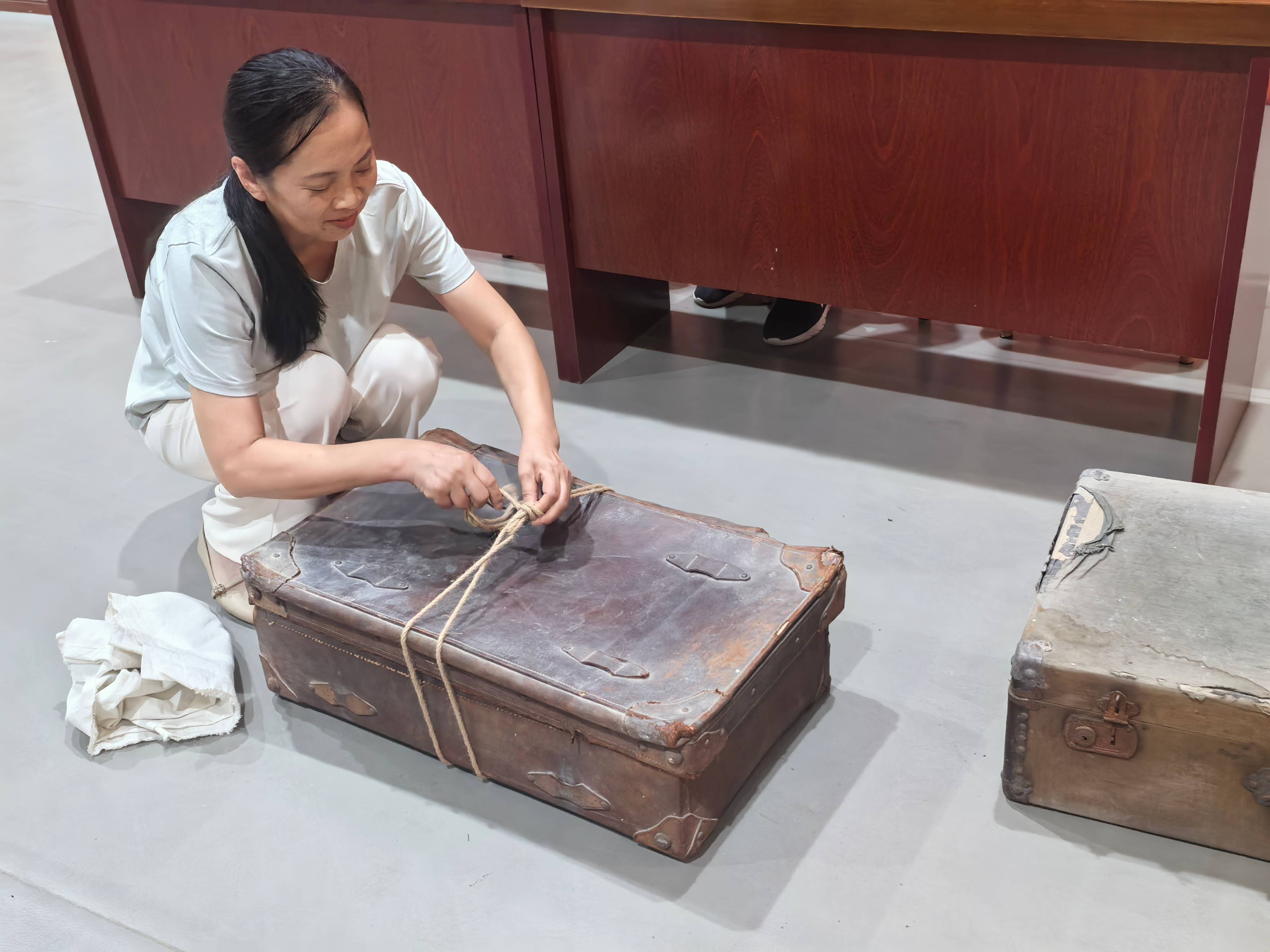 6(1).jpg 捐赠革命文物 留住红色记忆----巨野博物馆举行文物捐赠仪式 巨博资讯 第3张 捐赠革命文物 留住红色记忆----巨野博物馆举行文物捐赠仪式 巨博资讯 第3张