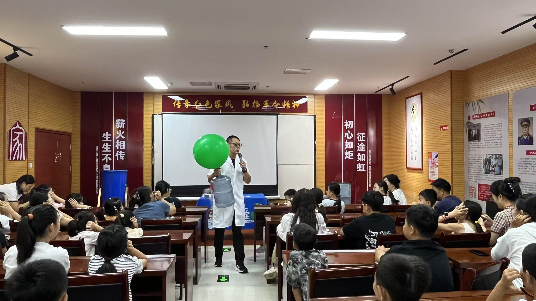 “博物馆里的科学探秘”——巨野县博物馆8月科普研学活动精彩回顾 主题活动 第3张